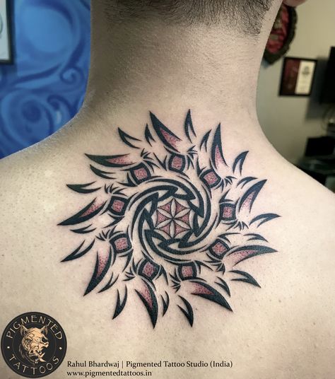 Sudarshan Chakra Tattoo Design, Unique Sun Tattoo For Men, Sudarshan Chakra Art, Round Mandala Tattoo, Circle Mandala Tattoo, Sudarshan Chakra Tattoo, Round Tattoo Design, Mandala Tattoo For Men, Symbolism In Art