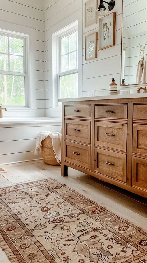 29 Modern Farmhouse Bathroom Ideas – Stylish and Cozy Designs Master Bathrooms Rustic Modern, Home Interior Design Farmhouse, Cozy Farmhouse Bathroom Ideas, Contemporary Traditional Bathroom, Timeless Farmhouse Bathroom, Bathroom With Lvp Flooring, Nancy Myers Bathroom, Modern Cottage Bathroom Ideas, Master Bathrooms 2024 Trends Farmhouse