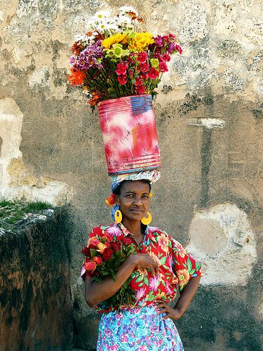 we are colorful Porto Rico, We Are The World, Woman Art, People Of The World, World Cultures, Dominican Republic, People Around The World, Jamaica, Cuba