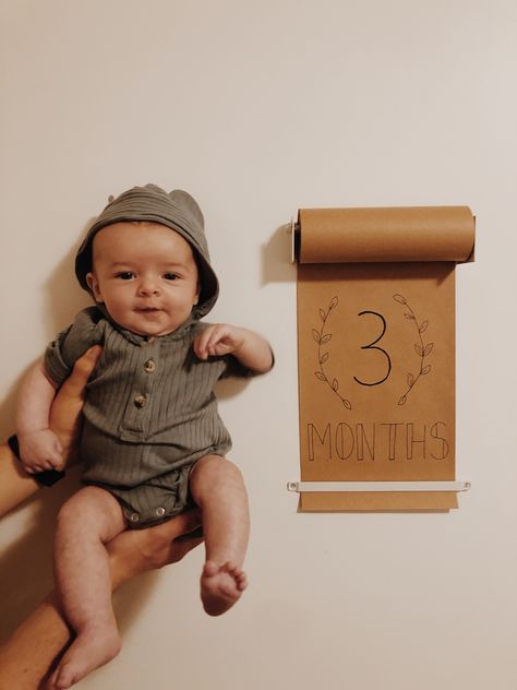 Boho Milestone Pictures, Unique Milestone Pictures, Twin Milestone Pictures, Milestone Picture Ideas, Baby Flat Lay, 8 Month Baby, Newborn Photography Outfit, Baby Milestones Pictures, Cute Pregnancy Announcement