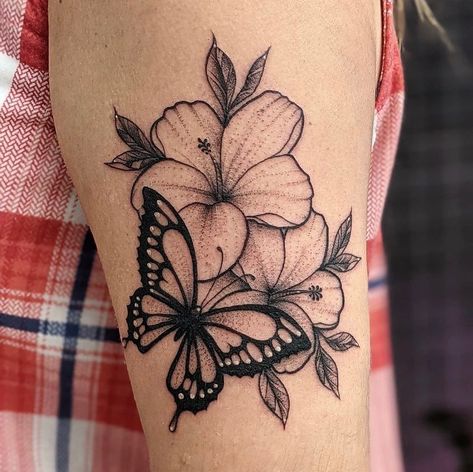 Hibiscus And Butterfly Tattoo, Flowers With Butterflies Tattoo, Holiday Tattoos, Butterfly And Flower Tattoo, Dragonfly Tattoos, Hibiscus Flower Tattoos, Butterfly With Flowers Tattoo, Tattoo 2024, Hibiscus Tattoo