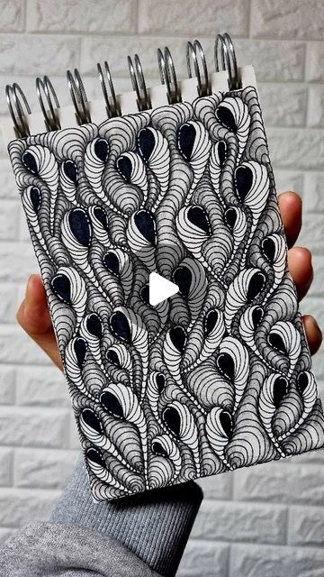 3d Zentangle, Zentangle Doodles, Zentangle Ideas, Doodle Bug, Zentangle Doodle, Zen Tangles, 2024 Art, Zentangle Tutorial, Zentangle Artwork