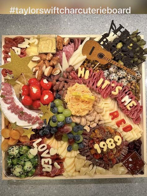 Taylor Swift Cheese Board, Eras Tour Food Ideas, Eras Tour Party Food, Taylor Swift Charcuterie Board, Taylor Swift Themed Snacks, Taylor Swift Themed Food, Eras Party, Taylor Swift Birthday Party Ideas, Swift Party