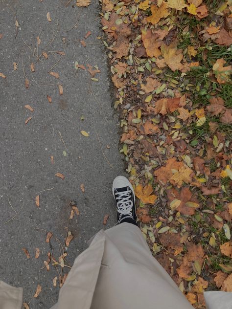 Going For A Walk Aesthetic, Walks Aesthetic, Fall Converse, Walk Aesthetic, Walking Aesthetic, Trench Coat Brown, Aesthetic Converse, Autumn Walk, Converse Chucks