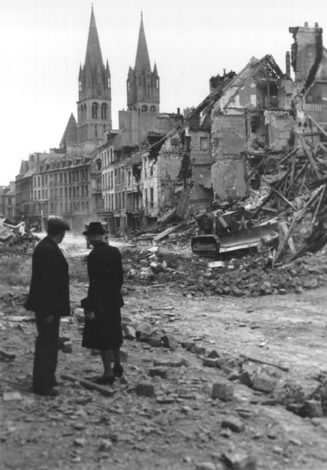 Destroyed Building, Battle Of Normandy, French Beach, Canadian Soldiers, D Day, Best Vacations, France Travel, World History, Budapest