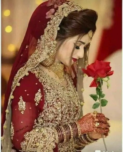 Gorgeous bridal makeover Pakistani Bridal Hairstyles, Hairstyles For Indian Wedding, Muslim Bridal, Pakistani Bridal Makeup, Red Bridal Dress, Bridal Photography Poses, Asian Bridal Dresses, Bridal Makeover, Latest Bridal Dresses