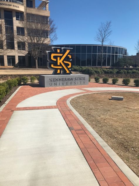 College Acceptance Letter, Kennesaw State University, Vision Bored, Kennesaw State, College Acceptance, College Advice, Acceptance Letter, Vision Board Photos, Grad Photoshoot