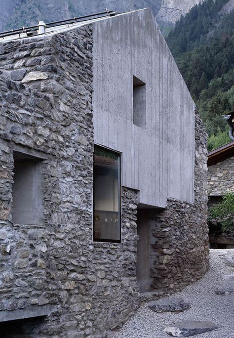 Captivating renovation of a dwelling in Chamoson Small House Renovation, Architecture Renovation, House Renovation Projects, Stone Building, Old Stone Houses, Stone Facade, Rural House, Stone Architecture, Exposed Concrete