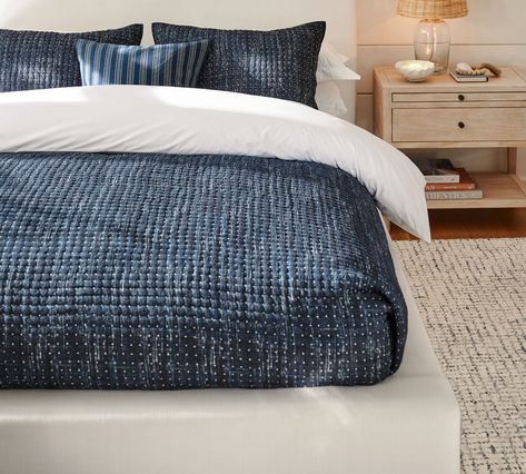 Coastal Guest Bedroom, Navy Blue Bedding, Pottery Barn Quilts, Cross Stitch Quilt, Gray Bedspread, Reclaimed Wood Beds, Navy Bedding, Pottery Barn Teen Bedding, King Size Blanket