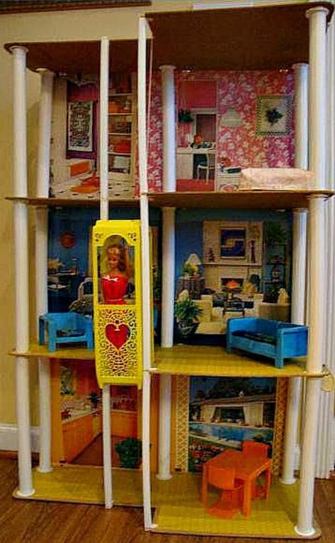 vintage barbie dream house - Google Search Barbie Town, Barbie Townhouse, Dreamhouse Barbie, 1980s Barbie, Childhood Memories 70s, Town House, Vintage Memory, Barbie Dream, Barbie Dream House