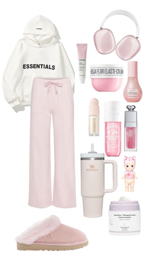 White Uggs, Outfit Inspo Pink, Pink Lifestyle, Pink Pilates, Casual Preppy Outfits, Trendy Outfits For Teens, Cute Lazy Day Outfits, Lazy Day Outfits, Preppy Outfit