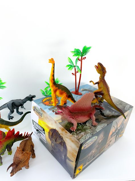 Dinosaur Rug, Dinosaur Toys For Boys, Jurassic Park Toys, Dinosaur Figures, Animal Birthday Cakes, Dinosaur Play, Dino Toys, Dinosaurs Figures, Toy 2