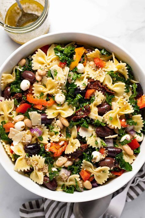 Veggie Loaded Pasta Salad with Italian Dressing Veggie Loaded Pasta Salad, Vinegar Based Pasta Salad, Pasta Salad With Veggies, Pasta Salad With Beans, Pasta Veggie Salad, Salad With Beans, Loaded Pasta, Pasta Salad With Italian Dressing, Healthy Era