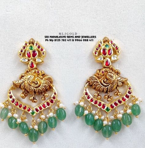 Travelling some more is worth for jewellery shopping. Presenting here some kundan work beautiful earrings. 
Visit us for best wedding jewellery designs at most competitive prices. Video call no 990 990 3063 and 8179 684 334
#earrings #goldsets #mahalaxmijewellers #bridaljewellery Mango Mala Jewellery, Temple Jewellery Jhumkas, Kids Gold Jewelry, Wedding Jewellery Designs, Kundan Jewellery Bridal, Simple Gold Earrings, Kundan Work, Antique Necklaces Design, Gold Jewelry Outfits