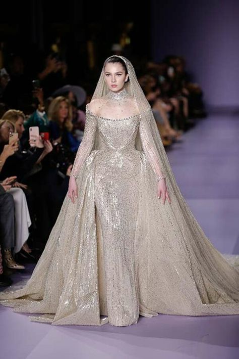 Givenchy Wedding Dress, Dior Bridal, Dior Couture Gowns, Meghan Markle Wedding Dress, Dress Paris, Dior Gown, Givenchy Couture, Bridal Elegance, Bridal Separates