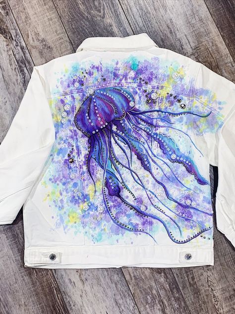 One Of A Kind :) Painted Jacket Ideas, Painted Jellyfish, Jellyfish White, Jean Jacket Painted, Denim Jacket Painted, Custom Jeans Diy, Oversize Denim Jacket, Hand Painted Jacket, Painted Clothes Diy