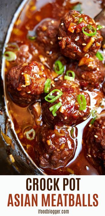 Asian meatballs, cooked in a Crock Pot, tender, juicy and delicious. | ifoodblogger.com Crock Pot Asian, Craving Tasty, Asian Meatballs, Crock Pot Meatballs, Mapo Tofu, Crockpot Dishes, Minced Meat, Crockpot Recipes Slow Cooker, Crock Pot Cooking