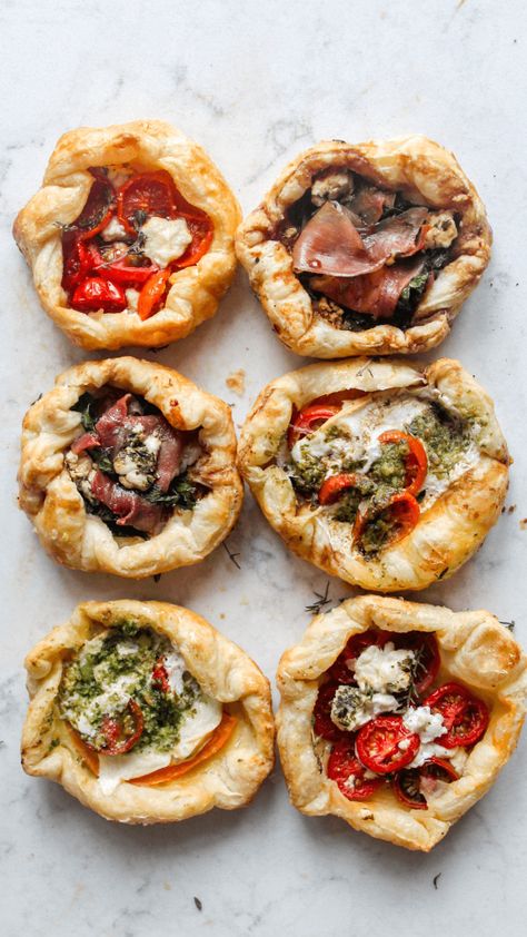 Mini puff pastry galettes – bon abbetit Mini Tarts Savory, Galette Recipe Savory, Mini Puff Pastry, Puff Pastry Recipes Savory, Savory Puff Pastry, Smoked Mozzarella, Flavor Combos, Puff Pastry Appetizers, Puff Pastry Tart