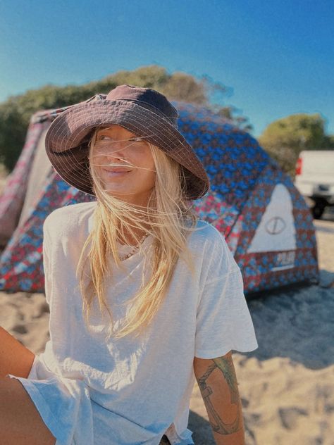 Since 2007, Blue Corduroy has crafted sun hats for the whole family, from newborns to adults. Their hats, handmade in California, are designed for both the beach and beyond, offering casual yet protective style for nature lovers of all ages. Beach Bucket Hats, Summer Hats For Women 2024, Beach Hat Aesthetic, Beach Bucket Hat, Custom Fitted Hats, Corduroy Bucket Hat, Brown Hat, Surf Boards, Summer Hats For Women