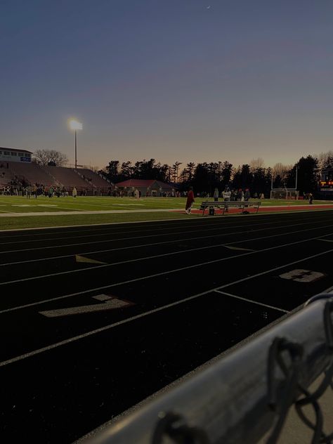 Sprinting Track Aesthetic, Track Field Aesthetic, Track Meet Aesthetic, Track Team Aesthetic, Track Wallpaper Aesthetic, Track Athlete Aesthetic, Sports Day Aesthetic, Sprinter Aesthetic, Pjo Olympics