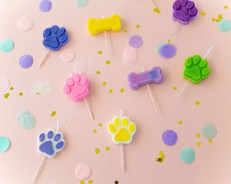 Make at Home DIY Birthday Party Candles for Your Dog: The Perfect Paw Print Candles for Barkday Parties Diy Dog Birthday Cake, Diy Dog Birthday, Best Dog Treats, Dog Lifestyle, Pet Crafts, Birthday Cake Candles, Dog Candle, Toys Food, Holiday Picks