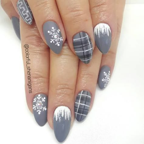 Winter Manicure, Plaid Nails, Winter Nails Acrylic, Nail Colors Winter, Snowflake Nails, Christmas Nails Acrylic, Winter Nail Art, Winter Nail Designs, Winter Nail