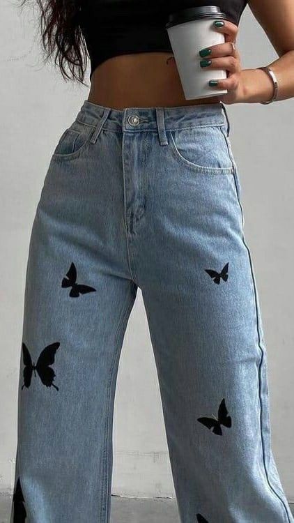 Jean Custom Ideas, Redesigning Clothes, Homecoming Jeans, Painting Pants, Redesign Clothes, Paint Pants, Jeans Painting, Custom Jeans Diy, Jean Art