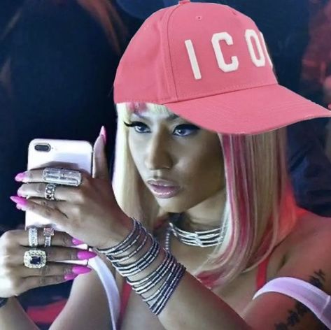 Nicki Minaj, Hair, Pink