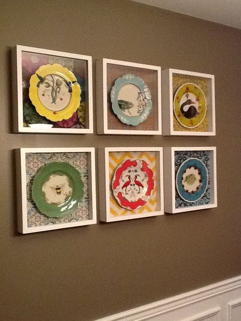 Eclectic Plate Wall, Plates Mounted On Wall, Displaying Plates Ideas, Wall Plate Display Ideas, Framed Vintage Plates, Framed Plates On Wall, Wall Of Plates Decor, Wall Of Plates, Wall Plates Decor Living Rooms