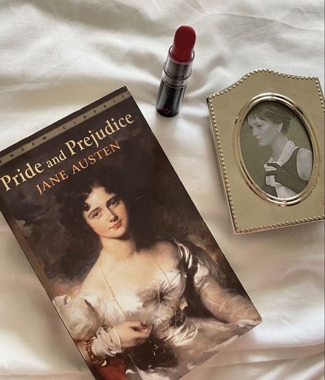 Pride And Prejudice Jane Austen, Pride And Prejudice Jane, Wall Quotes Bedroom, Regency England, Photography Places, Most Ardently, Elizabeth Bennet, Light Film, Little Library