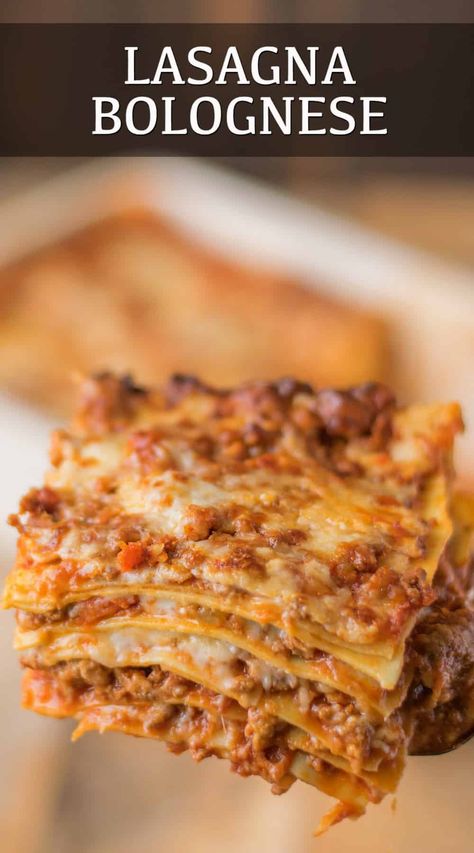 Lasagna (lasagne) Bolognese is a hearty Italian classic recipe with layers of fresh pasta, Bolognese sauce, béchamel sauce and Parmesan cheese. #lasagna #lasagnabolognese #italianlasagna #lasagne Freezing Lasagna, Bolognese Lasagna, Pasta Bolognese Recipe, Recipe Lasagna, Lasagna Recipe With Ricotta, Ricotta Spinach, Lasagna Bolognese, Best Lasagna Recipe, Sauce Bolognaise