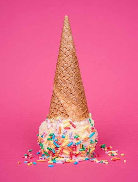 Ice Cream Pictures, Ice Cream Wallpaper, Ice Cream Inspiration, Ice Cream For Breakfast, Cream Photography, Museum Of Ice Cream, Ice Cream Photography, Ice Cream Art, Ice Cream Brands