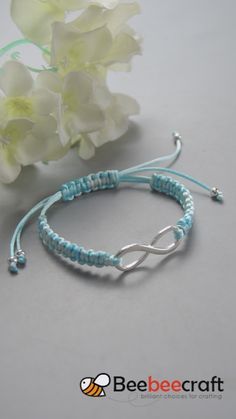 Diy Bracelets Video, Diy Bracelets With String, Projek Menjahit, Diy Friendship Bracelets Tutorial, Braided Bracelet Diy, Diy Bracelets Tutorials, Beads Craft Jewelry, Seni Dan Kraf, Bracelets Handmade Diy