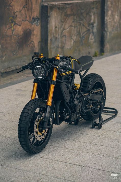 Custom Yamaha MT-07 by Wayders Simson Moped, Adventure Bike Motorcycles, Modern Cafe Racer, Custom Bikes Cafe Racers, Мотоциклы Cafe Racers, Mt 07, Cafe Racer Build, Custom Cafe Racer, Cafe Racer Bikes