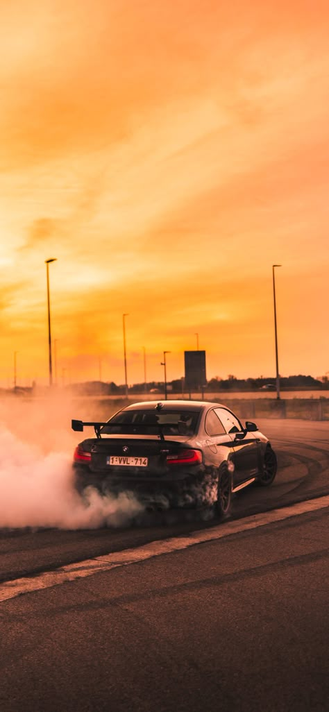 BMW M2 Drift - Wallpapers Central Bmw M3 Wallpaper, Bmw Iphone Wallpaper, M2 Bmw, Car Iphone Wallpaper, Serie Bmw, Image Moto, Tokyo Drift, Jdm Wallpaper, Bmw Wallpapers