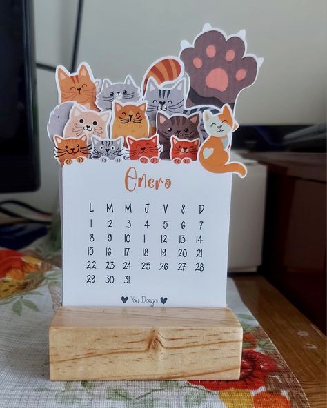 Mini Desk Calendar, Creative Calendar, 달력 디자인, Calendar Craft, Idee Cricut, Fleurs Diy, Diy Calendar, Desk Calendar, Calendar Design