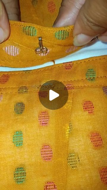 Stiching Ideas Sewing, Stiching Ideas Kurti, Trending Kurti Designs, Design Kurti, Fancy Blouse, Easy Life, Blouse Pattern Sewing, Pattern Sewing, Fancy Blouses