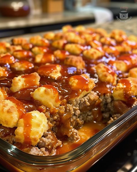 Cheesy Tater Tot Meatloaf Casserole: A Comfort Food Dream Come True Cheesy Tatertot Meatloaf Casserole, Cheesy Tater Tot Meatloaf, Cheesey Meatloaf Tater Tot Casserole, Tater Tot Casserole With Sour Cream, Cheesy Tator Tot Meatloaf Recipe, Tater Tot Meatloaf Casserole, Meatloaf Tater Tot Casserole, Tater Tot Sloppy Joe Casserole, Cheesy Tater Tot Meatloaf Casserole