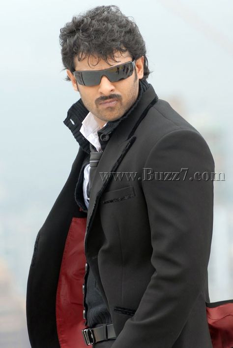 Prabhas Adipurush Images, Billa Prabhas Hd, Billa Prabhas, Bahubali Movie, Darling Movie, Prabhas Actor, Soft Eye Makeup, Ms Dhoni Wallpapers, Prabhas Pics