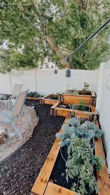 Renter Friendly Backyard, Diy Renter Friendly, Castle Bricks, Witch Garden, Brick And Wood, Home Inspo, Girl House, Gnome Garden, Renter Friendly