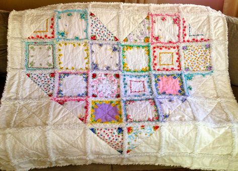 Vintage Handkerchiefs Crafts, Handkerchief Crafts, Rag Quilts, Quilt Care, Linen Quilt, Vintage Handkerchiefs, Heart Quilt, Antique Linens, Vintage Sheets