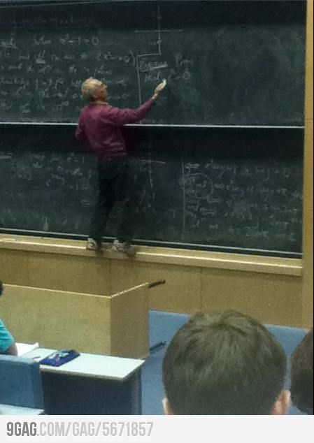 Funny Professor, Complex Analysis, Math Professor, Mathematical Equations, Funny Poses, College Professor, Best Funny Pictures, Public School, New Memes