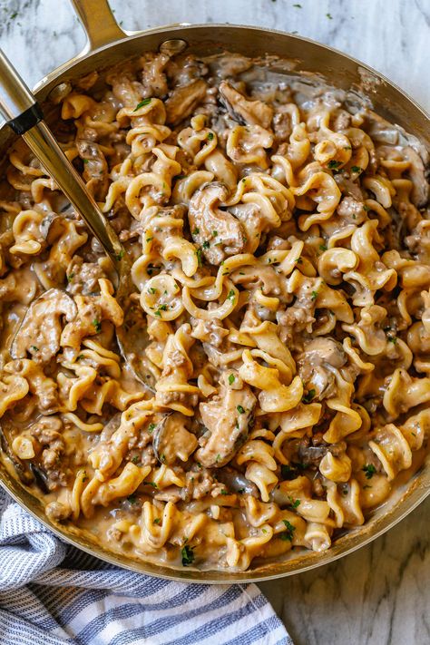 One-Pot Beef Stroganoff - #beef #stroganoff #pasta #recipe #eatwell101 - This beef Stroganoff recipe is cooked in only one pan and makes the most comforting dinner! - #recipe by #eatwell101® Leftover Pot Roast Beef Stroganoff, Leftover Pot Roast Stroganoff, Beef Stroganoff One Pot, One Pan Beef Stroganoff, Beef Strognoff, Beef Stroganoff Pasta, Roast Beef Stroganoff, One Pot Beef Stroganoff, Stroganoff Pasta