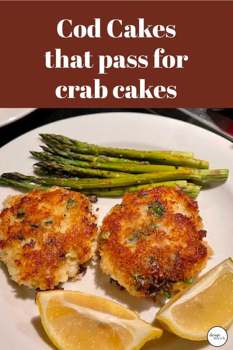 Cod Cakes Recipes, Fish Cakes Recipe Easy, Recipes With Cod, Halibut Cakes, Cod Fish Cakes Recipe, Cod Fritters Recipe, Fish Chowder Recipe New England, Tuna Mornay Recipe, Airfryer Meals