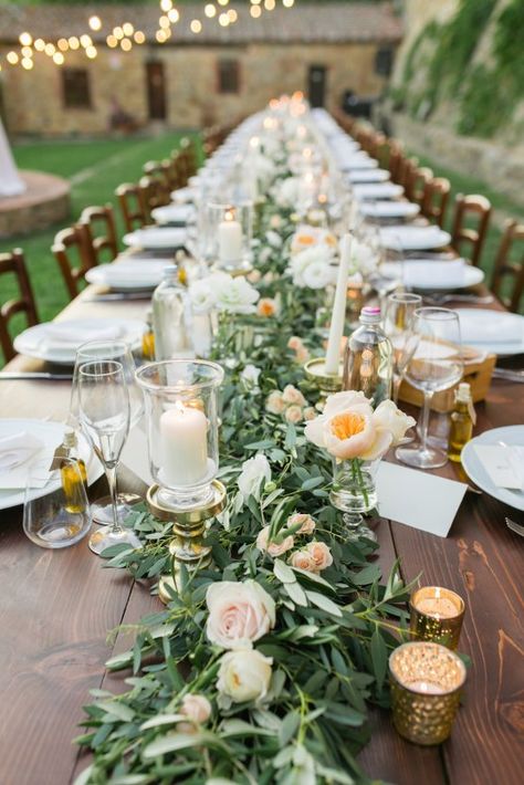 This intimate, alfresco wedding will have you running for the Tuscan hills Alfresco Wedding, Long Table Wedding, Wedding Candles Table, Unique Wedding Flowers, Tuscan Wedding, Wedding Floral Centerpieces, Flower Centerpieces Wedding, Wedding Table Decorations, Long Table