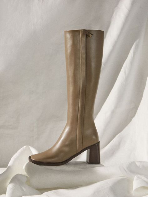 AW21 WW THE ROW BOOTS - STILL LIFE CREATIVE DIRECTION & STYLING BY CHRIS HOBBS FOR MATCHESFASHION The Row Boots, Row Boots, Shoes Photo, Shoe Inspo, Creative Direction, Product Photography, Be Still, Riding Boots, Still Life