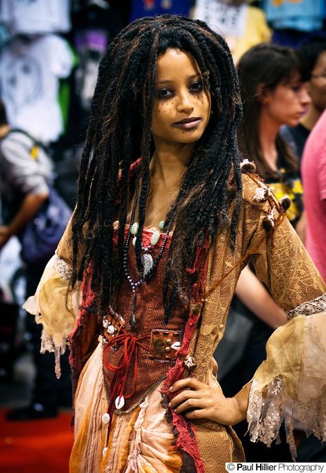 Calipso Calypso Pirates, Tia Dalma, Voodoo Costume, Black Cosplayers, Black Cosplay, Steampunk Costume, Model Face, Pirate Costume, Nerd Girl