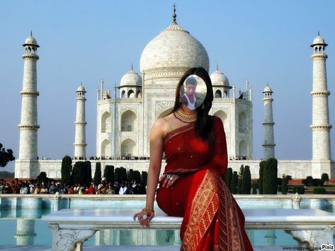 Taj Mahal Aishwarya Rai Pictures, Red Sari, 90s Bollywood, Aishwarya Rai Bachchan, Miss World, Aishwarya Rai, Beautiful Woman, Bollywood Actress, Celebrities Female