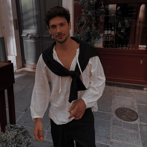 Egyptian Movies, Gentleman Aesthetic, Drama Tv Shows, Turkish Men, The Perfect Guy, Cute Love Pictures, Attractive Guys, Turkish Actors, Stylish Men