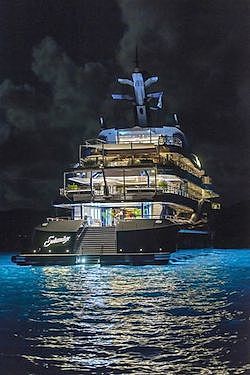 Luxury Yacht Interior, Yacht Luxury, Yacht World, Luxury Boats, Super Yacht, Travel Luxury, Yacht Interior, Boat Interior, Cool Boats